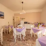 Bed and breakfast Posidonia 4*