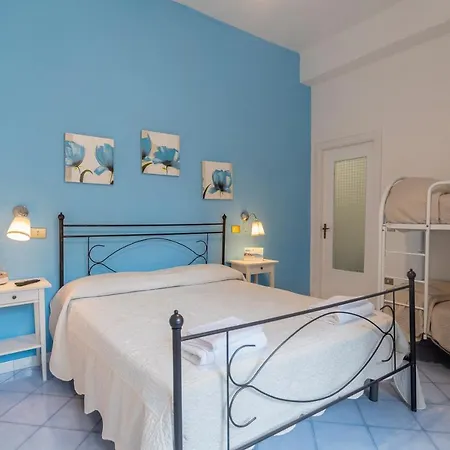 Posidonia 4* كاستيلاباتي