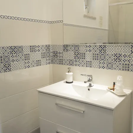 فندق مبيت وإفطار Posidonia 4*