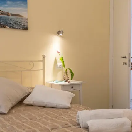 Posidonia 4* كاستيلاباتي