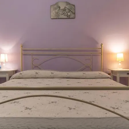 Posidonia 4* كاستيلاباتي