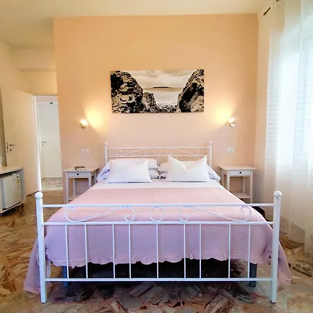 Posidonia Bed & Breakfast