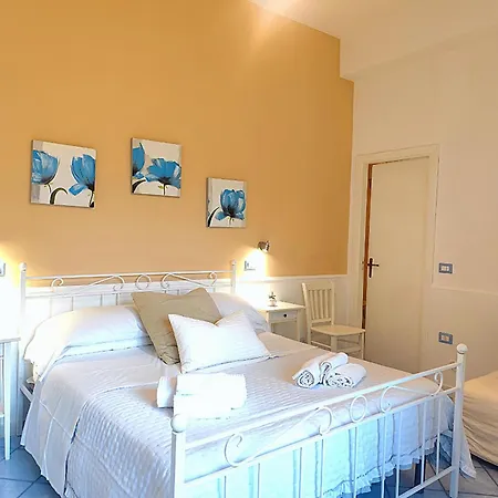 Posidonia Bed & Breakfast 4*