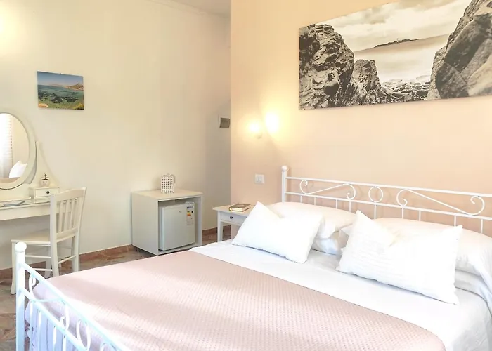 Posidonia Couette-café 4*