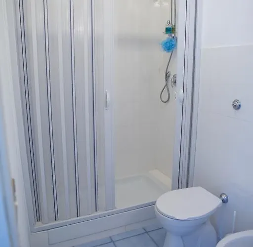 Alojamento de Acomodação e Pequeno-almoço Posidonia Castellabate