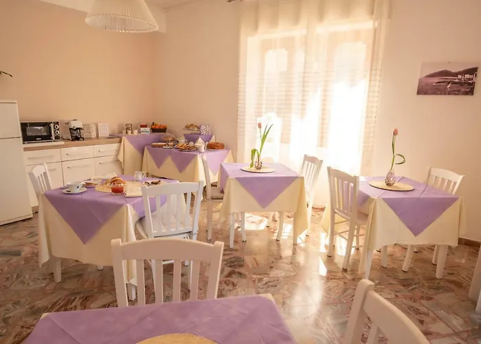 Posidonia Couette-café 4*